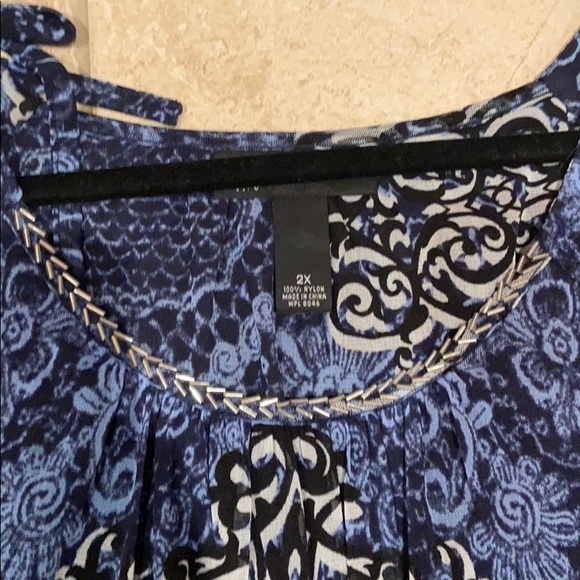 Women’s Cold Shoulder Blouse - Picture 2 of 5